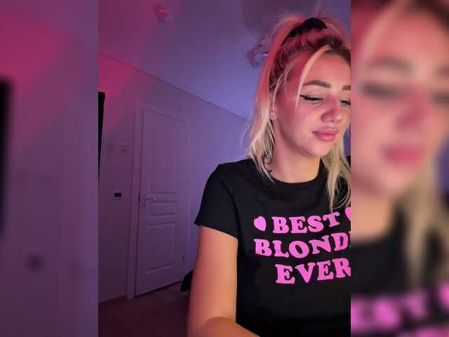 -AmazingBlonde-'s BongaCams show and profile