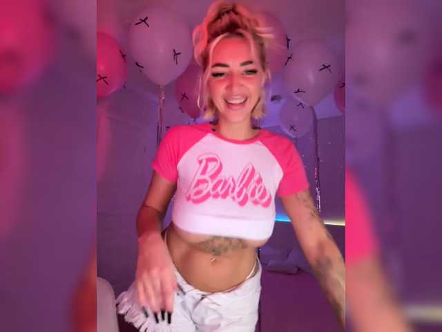 видео -AmazingBlonde-