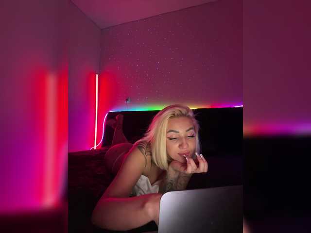 стрип от -AmazingBlonde-