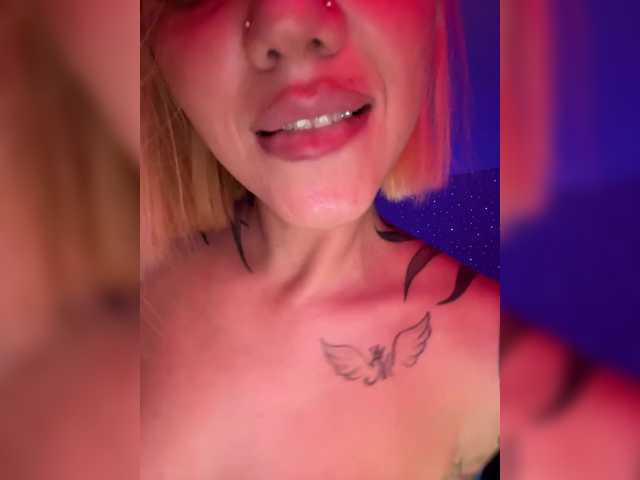 -AmazingBlonde- profile photo