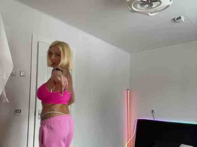 -AmazingBlonde- webcam