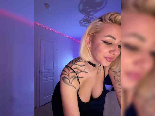 -AmazingBlonde- webcam