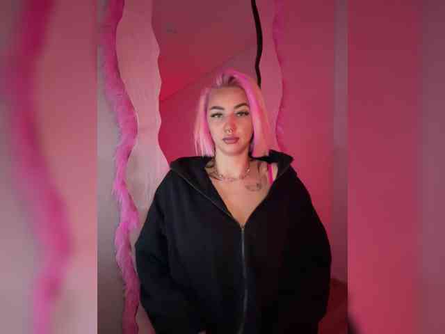 -AmazingBlonde- webcam