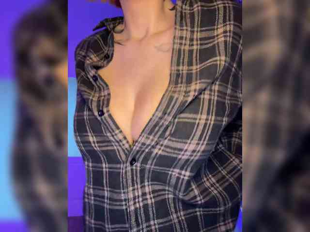 -AmazingBlonde- webcam