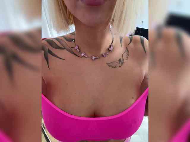 -AmazingBlonde- webcam