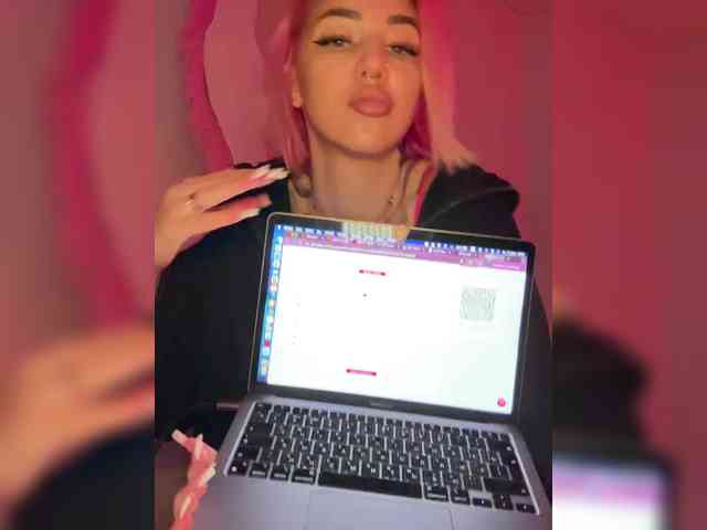 -AmazingBlonde- webcam