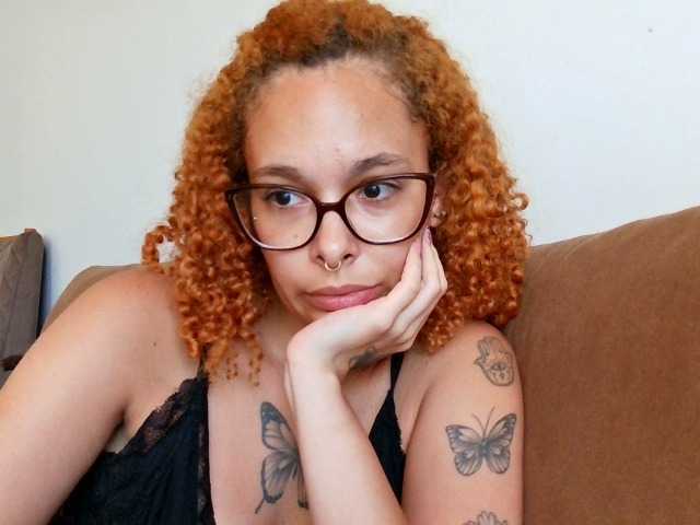 lizza-monroe's BongaCams show and profile