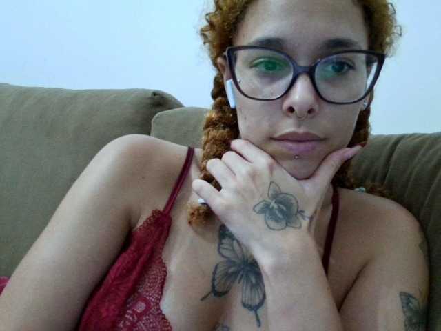 lizza-monroe's BongaCams show and profile