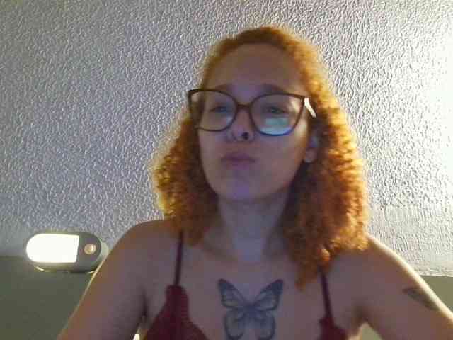 mesweetmoon webcam