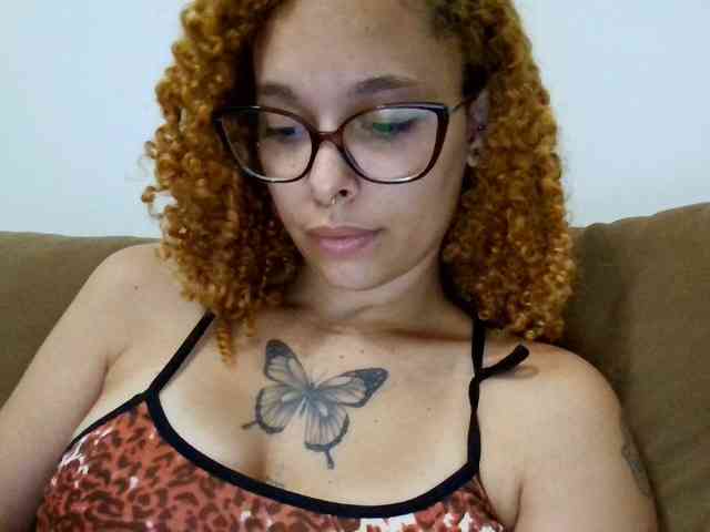 lizza-monroe Live Webcam on BongaCams