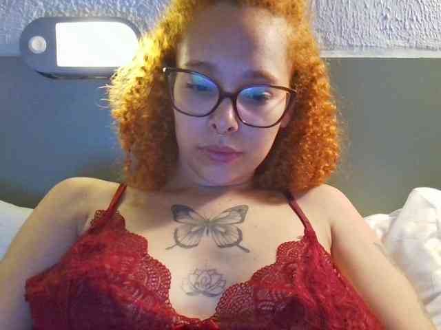 mesweetmoon webcam