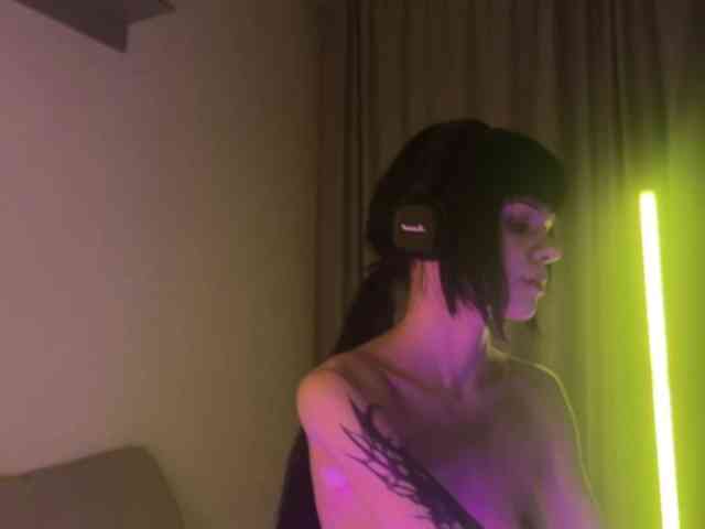 NieRiona webcam