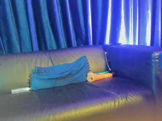 rosa-catalleya's BongaCams show and profile