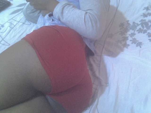 Tashabea's BongaCams show and profile