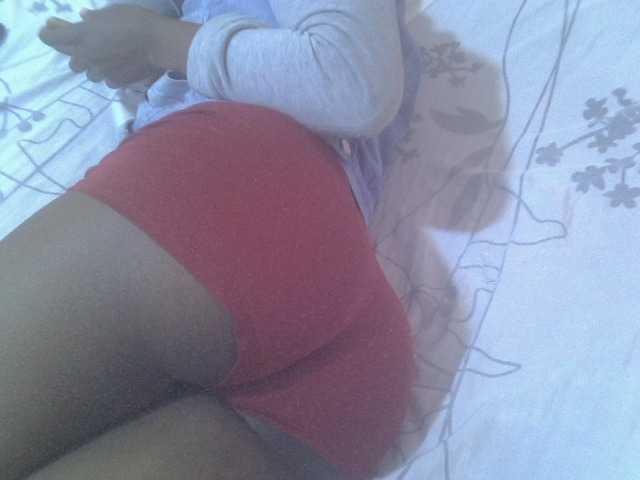 Tashabea live cam profile