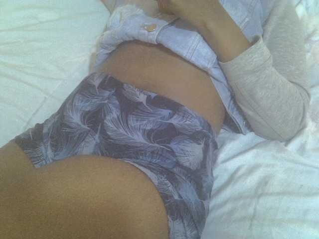 Tashabea's BongaCams show and profile