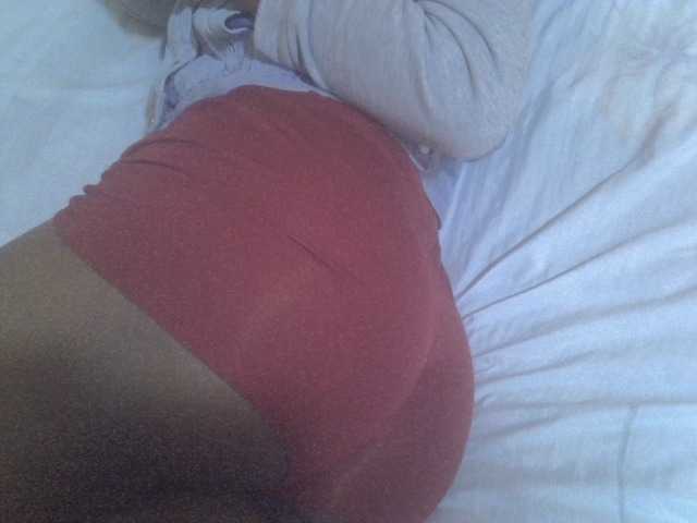 Tashabea's BongaCams show and profile