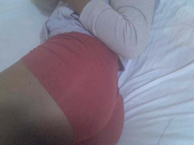 Tashabea's BongaCams show and profile