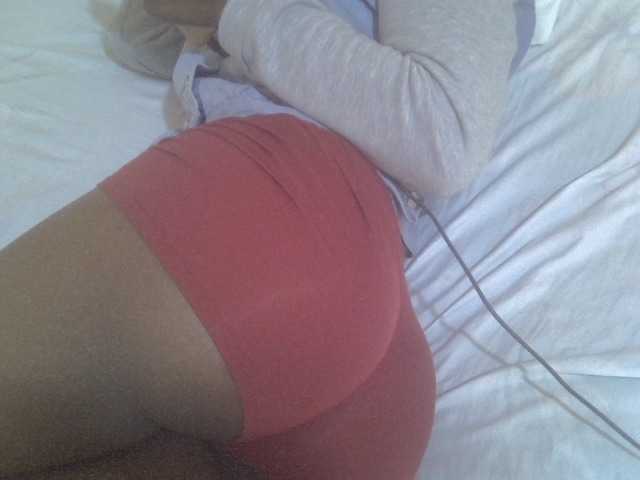 Tashabea's BongaCams show and profile