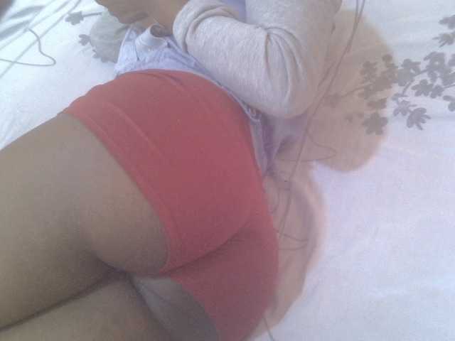 Tashabea's BongaCams show and profile