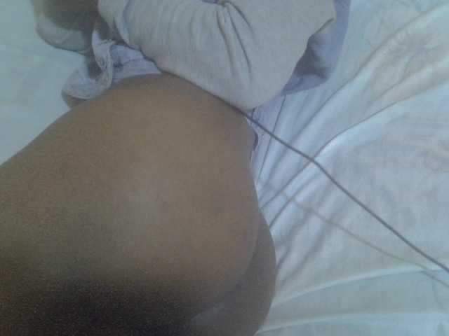 Tashabea's BongaCams show and profile