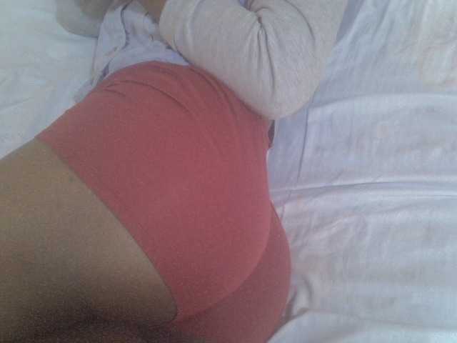 Tashabea's BongaCams show and profile