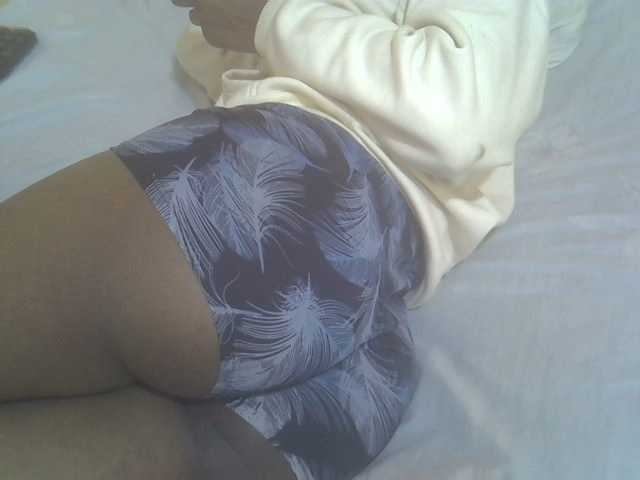 Tashabea's BongaCams show and profile