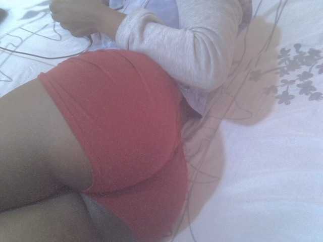 Tashabea's BongaCams show and profile