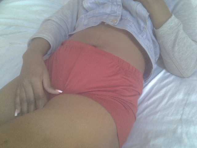 Tashabea's BongaCams show and profile