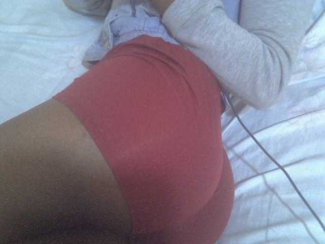 Tashabea's BongaCams show and profile