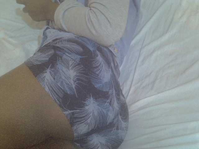 Tashabea's BongaCams show and profile