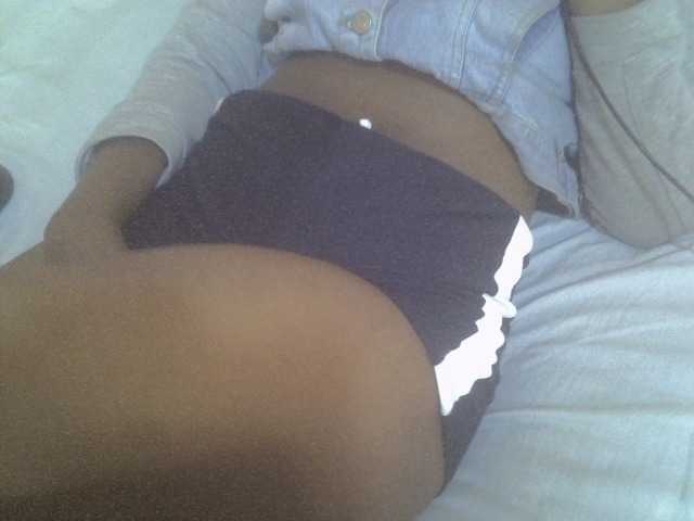 Tashabea's BongaCams show and profile