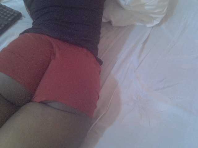 Tashabea's BongaCams show and profile