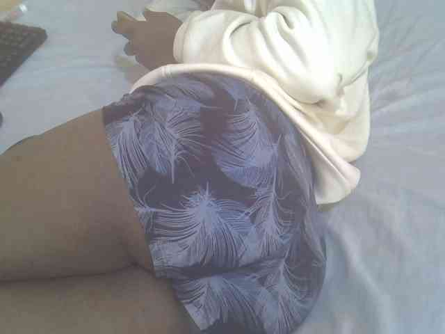 Tashabea Live Webcam on BongaCams