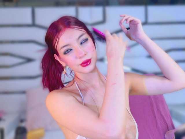 ElizabetthKitty's BongaCams show and profile