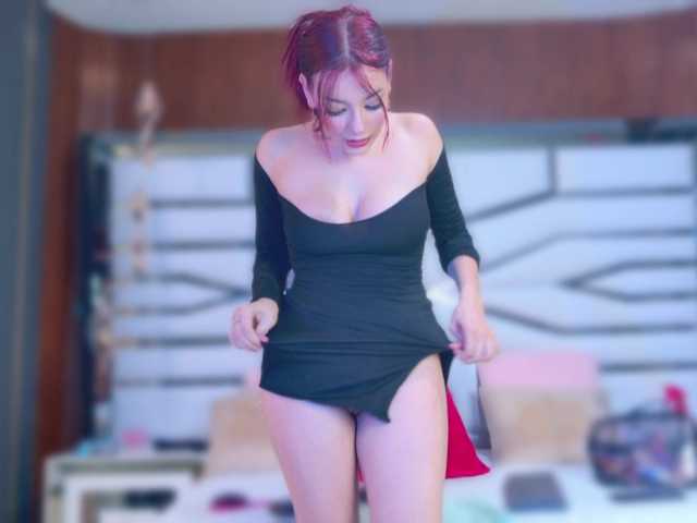 ElizabetthKitty's BongaCams show and profile