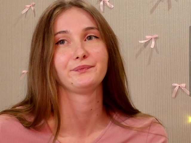 PeachGirl's BongaCams show and profile