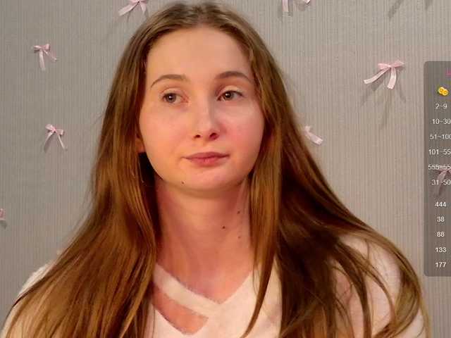 PeachGirl's BongaCams show and profile