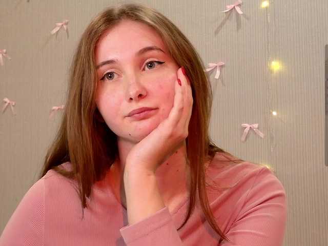 PeachGirl's BongaCams show and profile