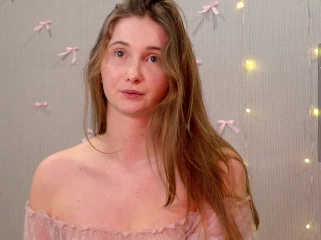 PeachGirl from BongaCams