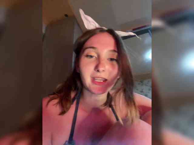 Модель: PeachGirl