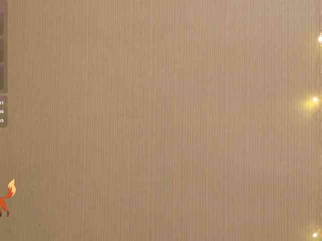 PeachGirl webcam