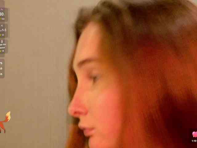 PeachGirl webcam