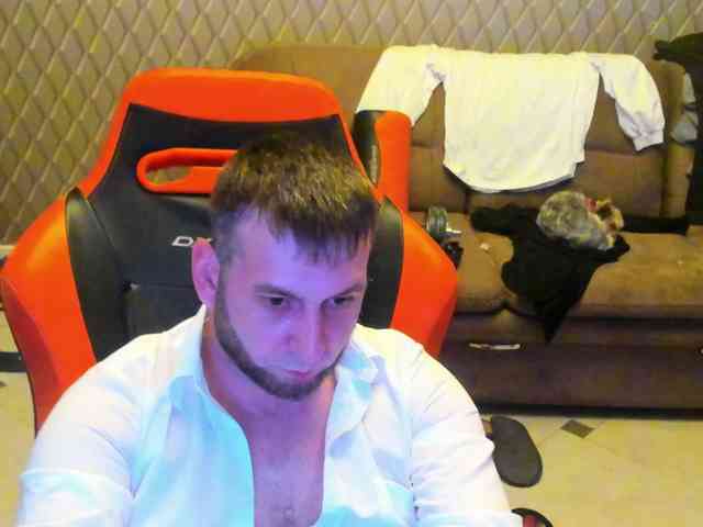 1KsandeR1Ai webcam