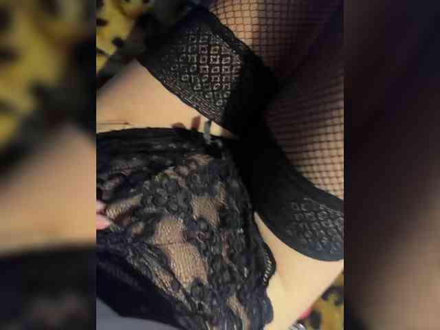 Kisalove69 webcam