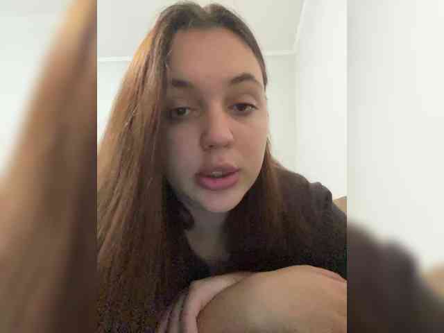 Lilliangelmoon webcam