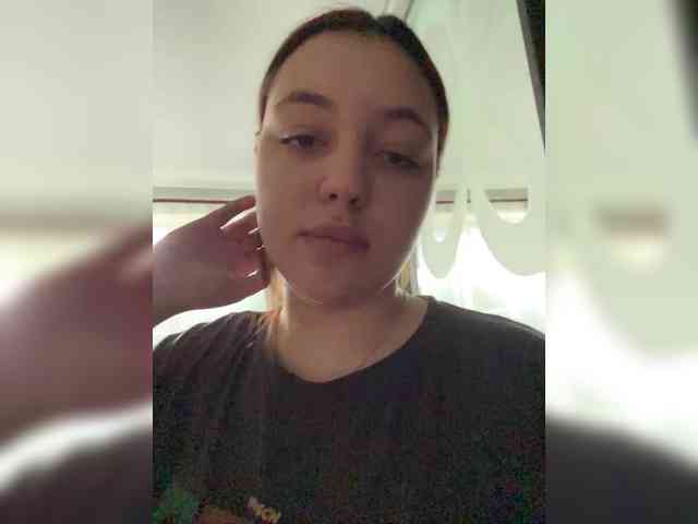 Lilliangelmoon webcam