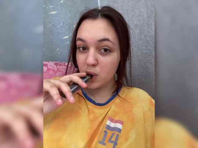 Модель: Lilliangelmoon