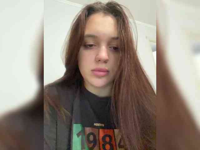 Lilliangelmoon webcam