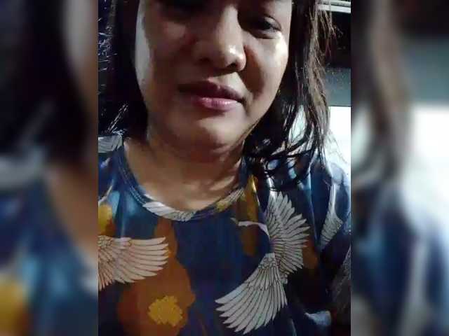 NaughtyWetPieXx webcam